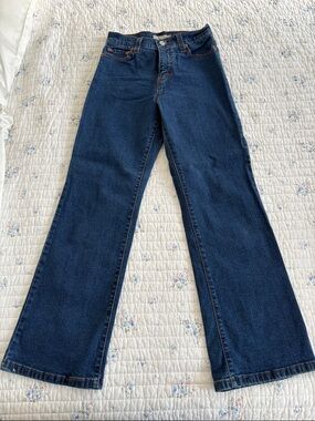 Levi’s perfect slimming 512 Dark Blue Women's Bootcut Jeans size 4Short